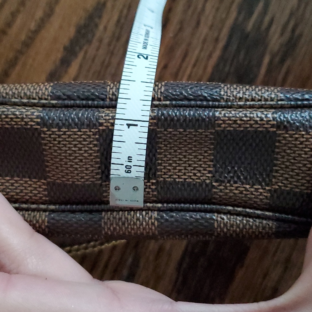 Louis Vuitton Damier Ebene Mini Pochette - EUC - Picture 13 of 16